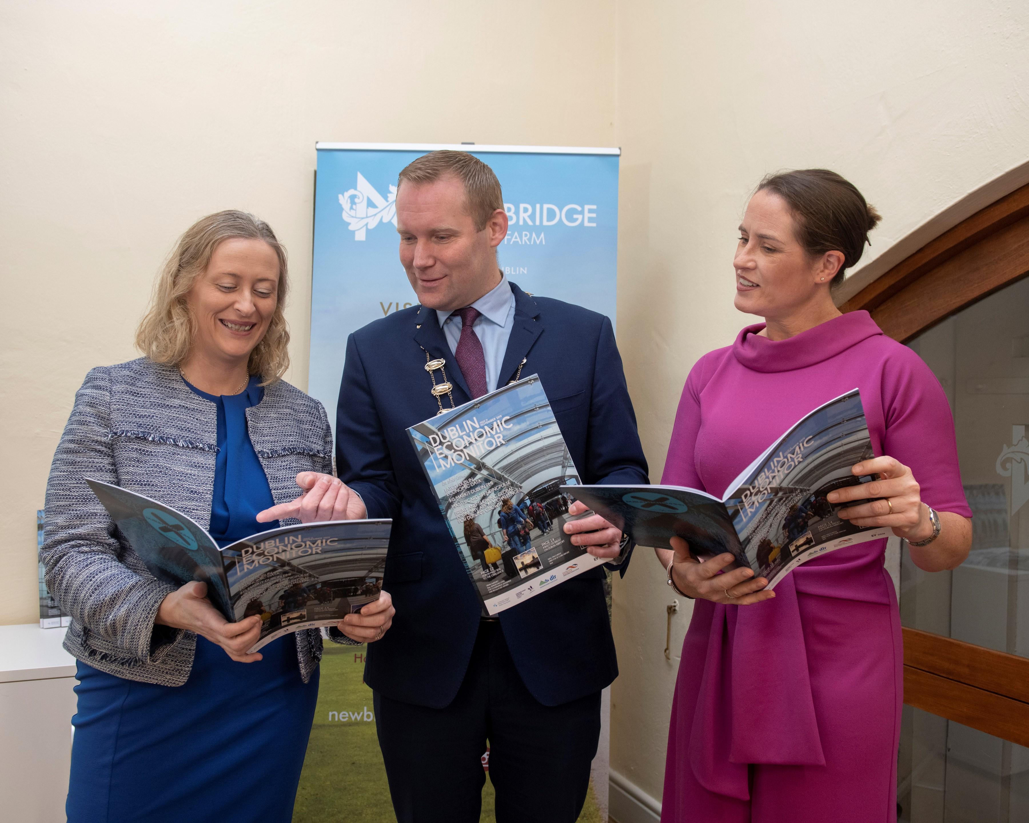 Mayor of Fingal Cllr Eoghan O’Brien with Director of Services for Economic, Enterprise & Tourism Development Emer O’Gorman (right) and Senior Executive Officer Aoife Sheridan.