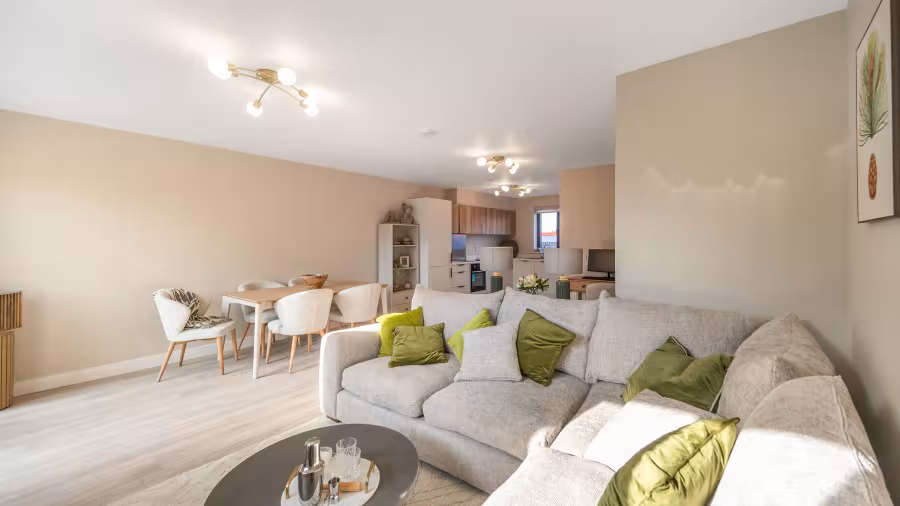 B1- 3 Bed |  Dining 