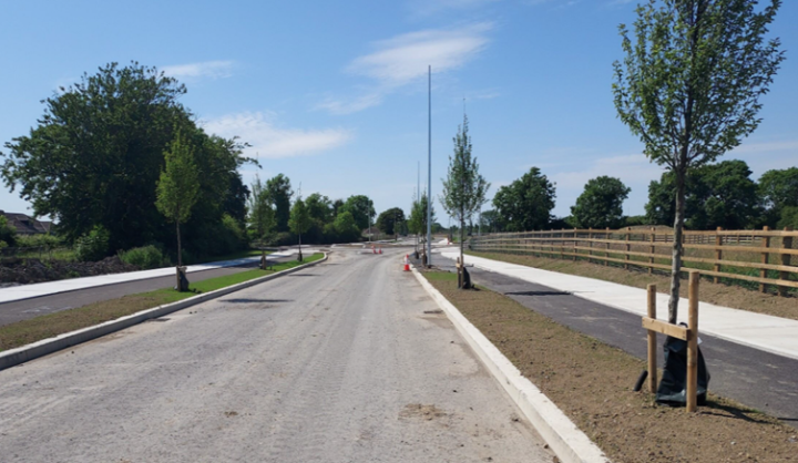Barberstown Lane South Footpath, Cycleway and Landscaping