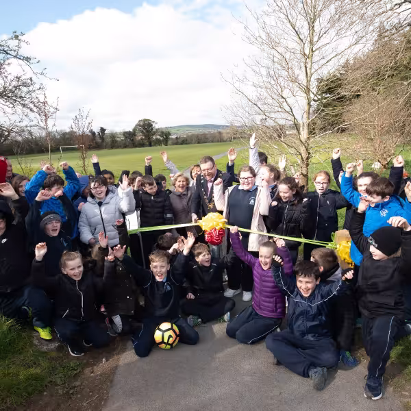 SON2096_0028 Glebe Tree trail open children