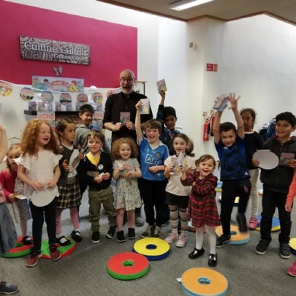 Reuben the Entertainer launching Summer Stars in Blanchardstown Library