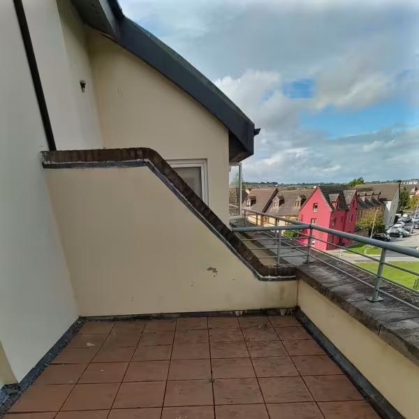 Thornleigh, Applewood Balcony