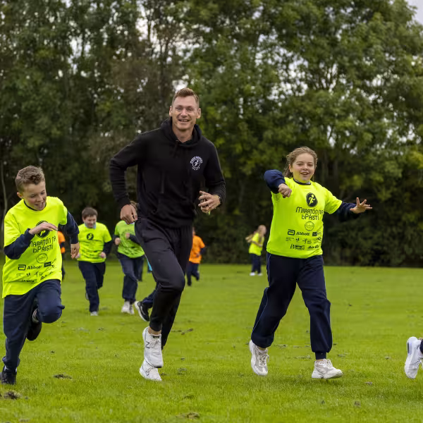 Marathon Kids School visit 2022 running