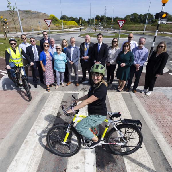 Cycle friendly roundabout D15