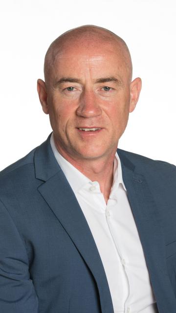 Robert Burns Director of Housing