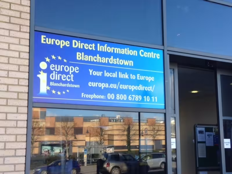 Europe Direct Signage