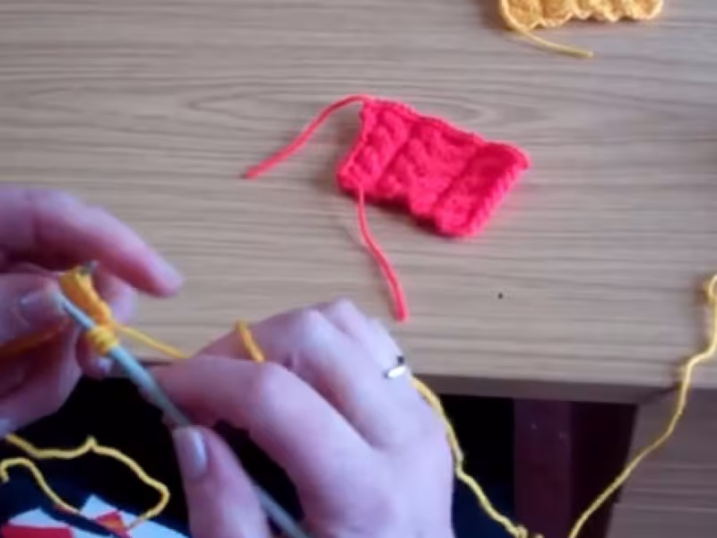 Bilingual knitting