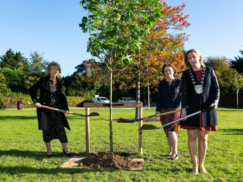 Commemorative tree planting 1