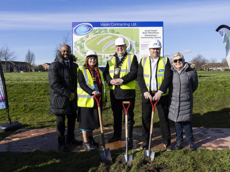 Mayor of Fingal, Cllr Howard Mahony (centre) with Fingal County Council Chief Executive AnnMarie Farrelly (left) and Chairperson of Meakstown Community Council, Robbie Loughlin (right) at the official sod-turning for the new Meakstown Community Centre. They are flanked by Cllr JK Onwumereh and Cllr Mary McCamley