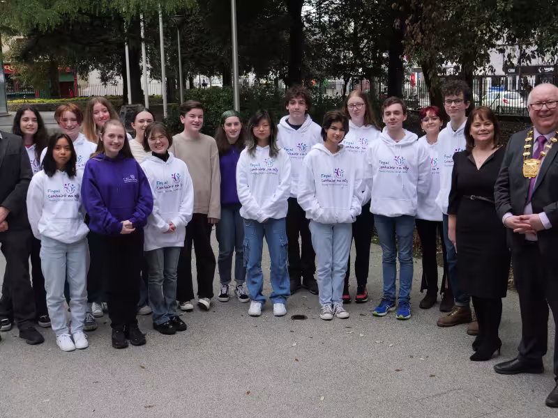 Comhairle na nOg April 23 with Mayor and CE