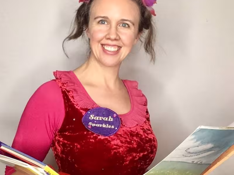 Toddler time with Sarah Sparkles