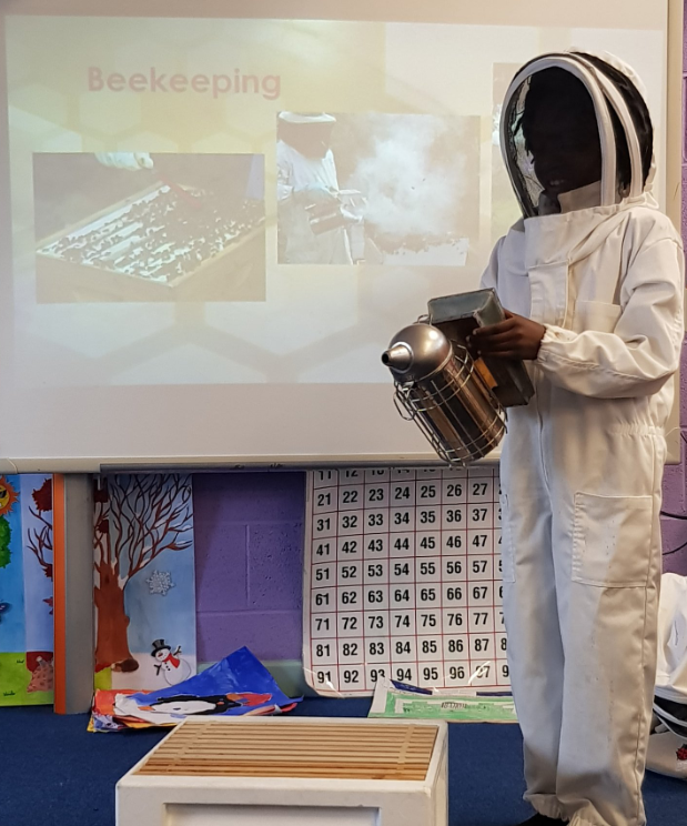 Pollinator workshop with Edel Heeran