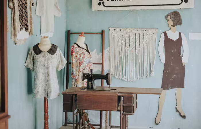 Sustainable Vintage Fashion Workshop with The Wizard of Creation and Skerries ForgetMeNot Café