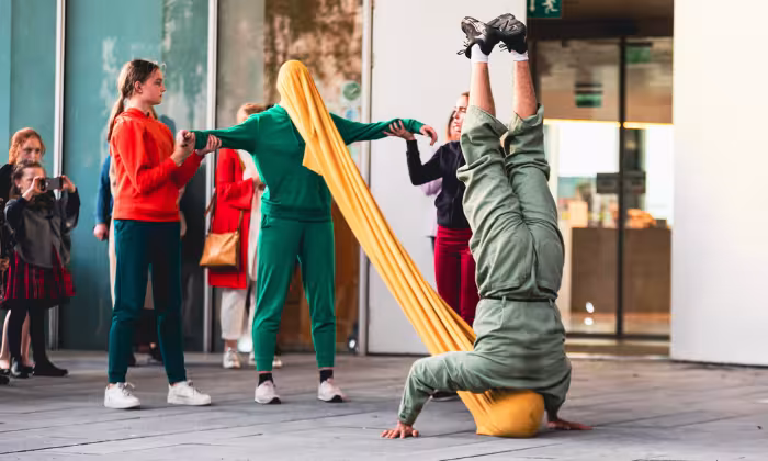 Outwall youth dance project in draiocht 