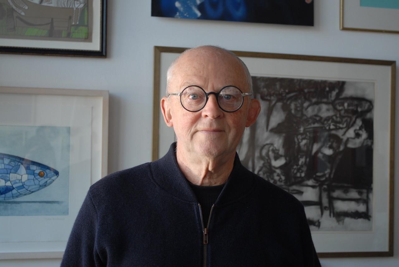 Press Shot John Kindness