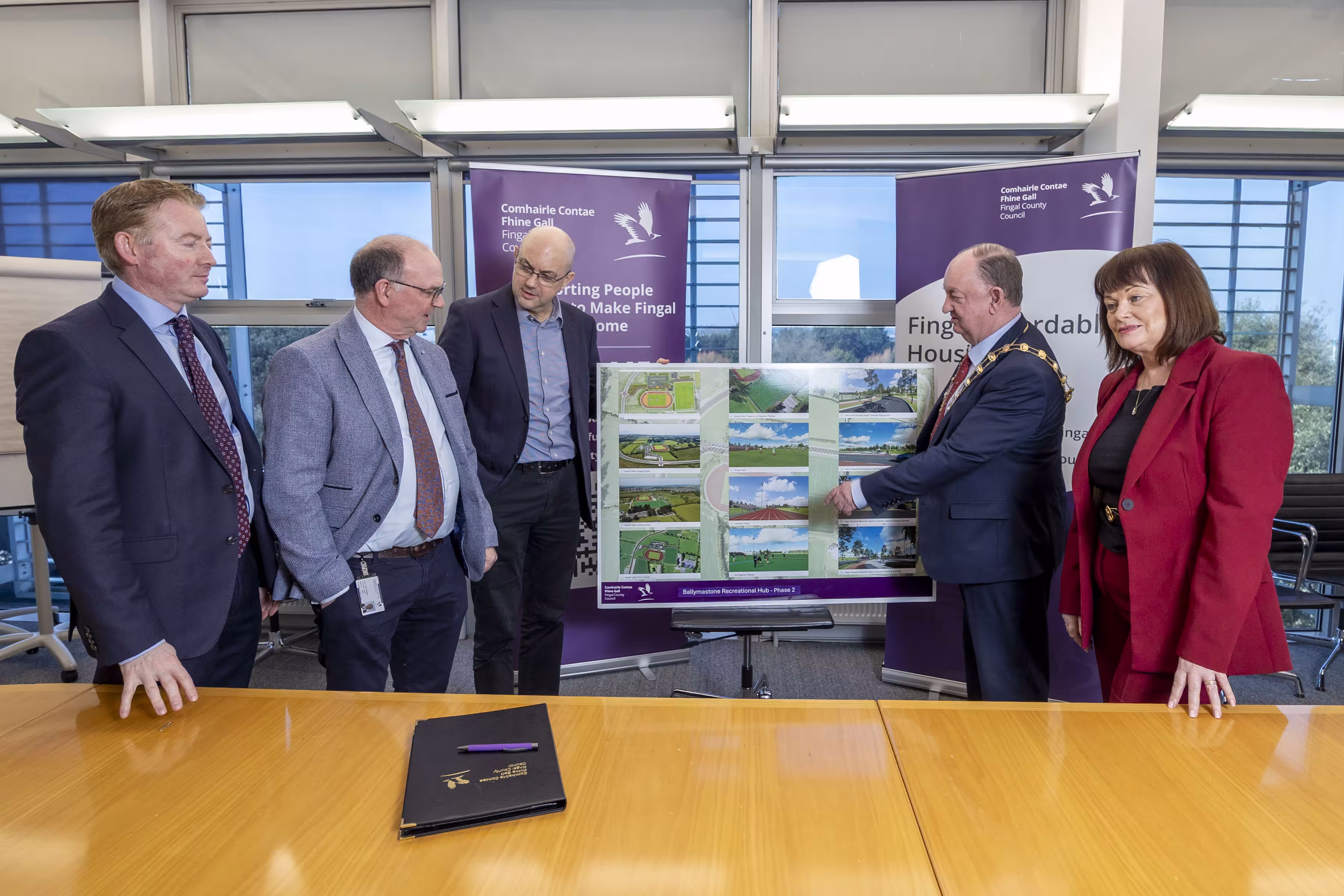 Recreational Hub Contract Signing