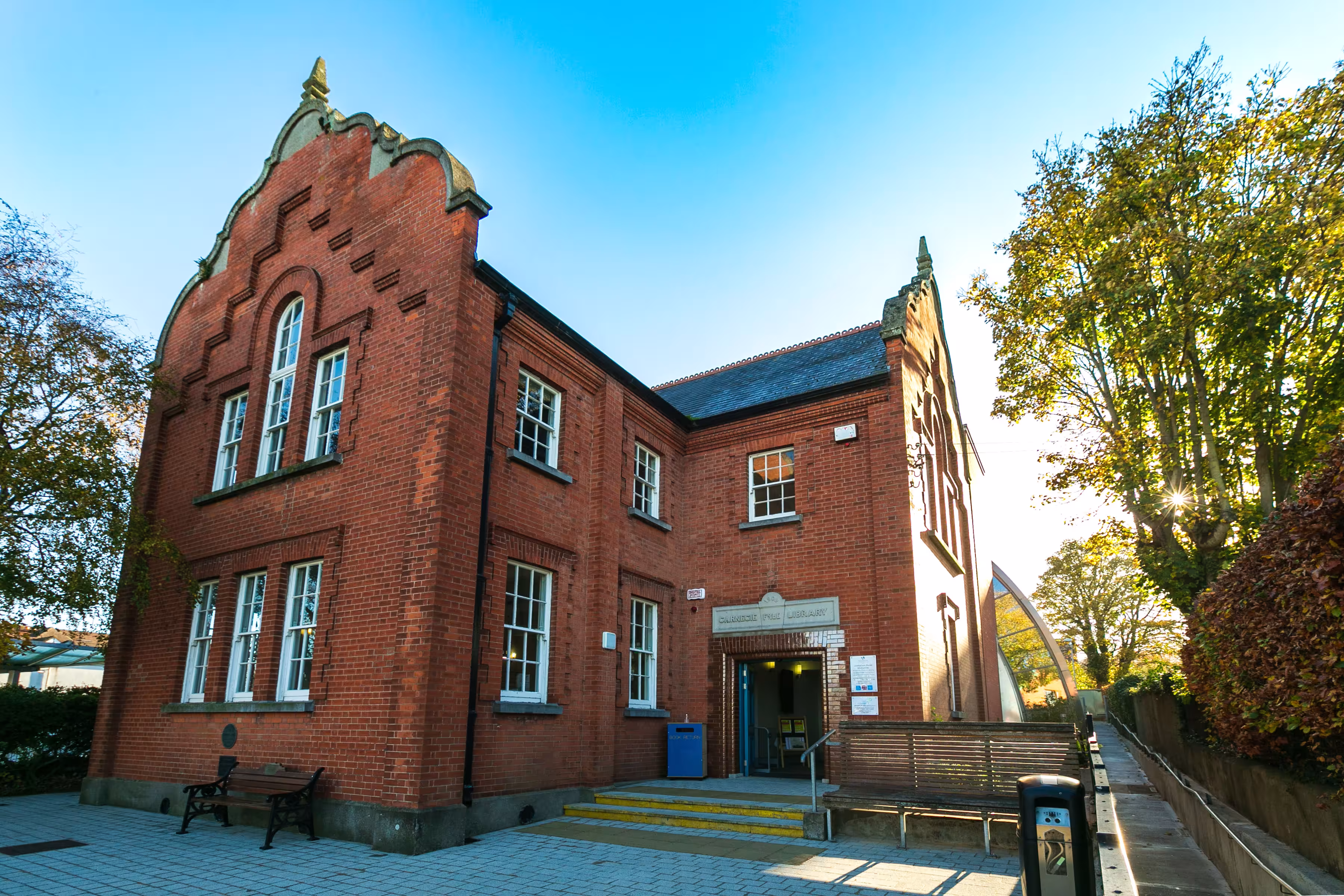 malahide library not grainy