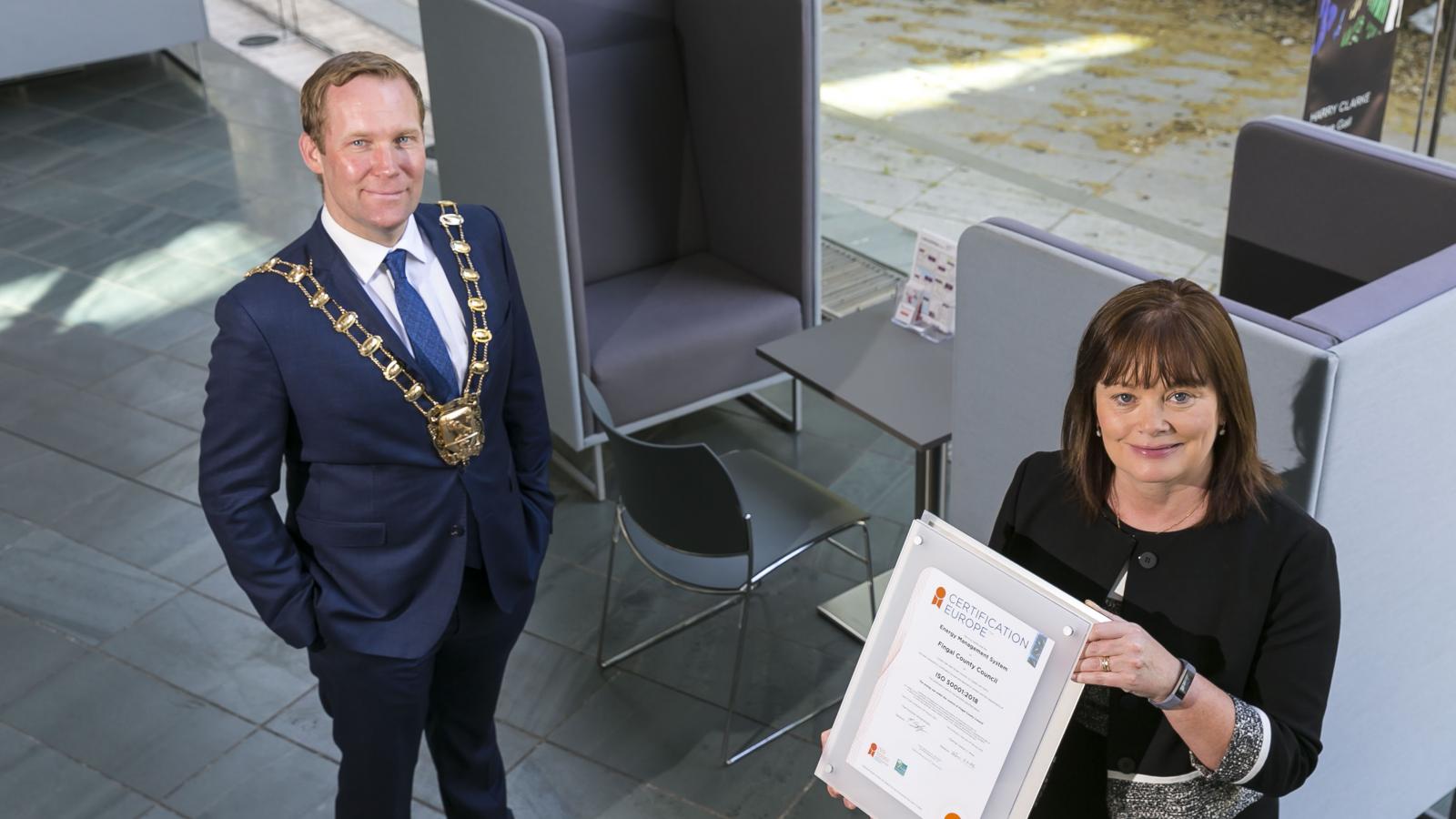 The Mayor of Fingal, Cllr Eoghan O’Brien, and the Chief Executive of Fingal County Council, AnnMarie Farrelly, pictured with the ISO50001 Certificate which the Council has received from Certification Europe for its Energy Management System.